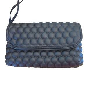 The Bump Bag Cosmetics Organizer Tri-fold Travel Clutch Black